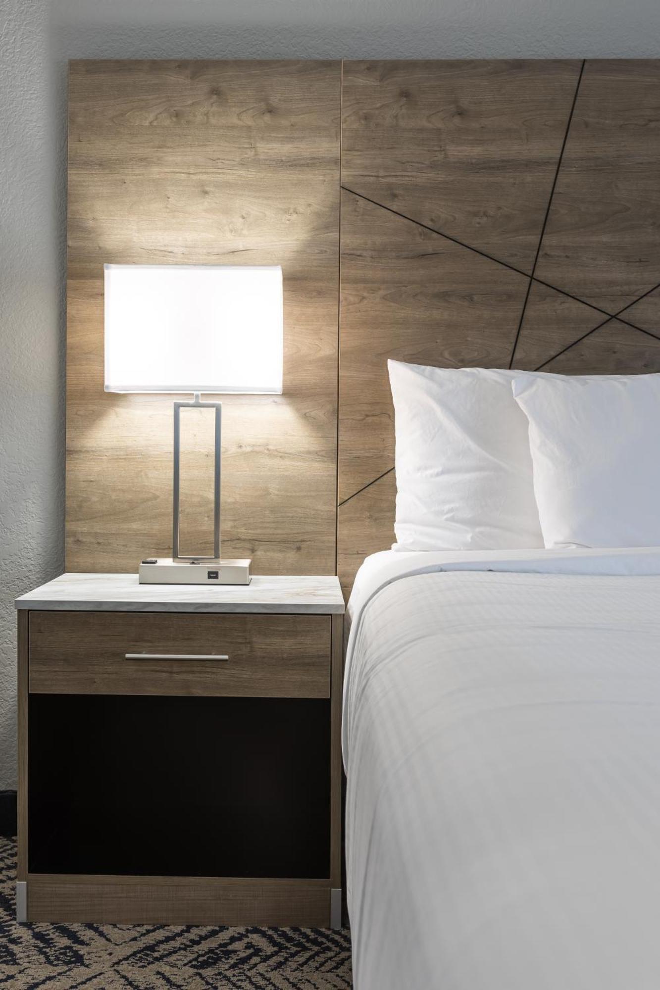 Rodeway Inn & Suites Near Outlet Mall - Asheville Zewnętrze zdjęcie