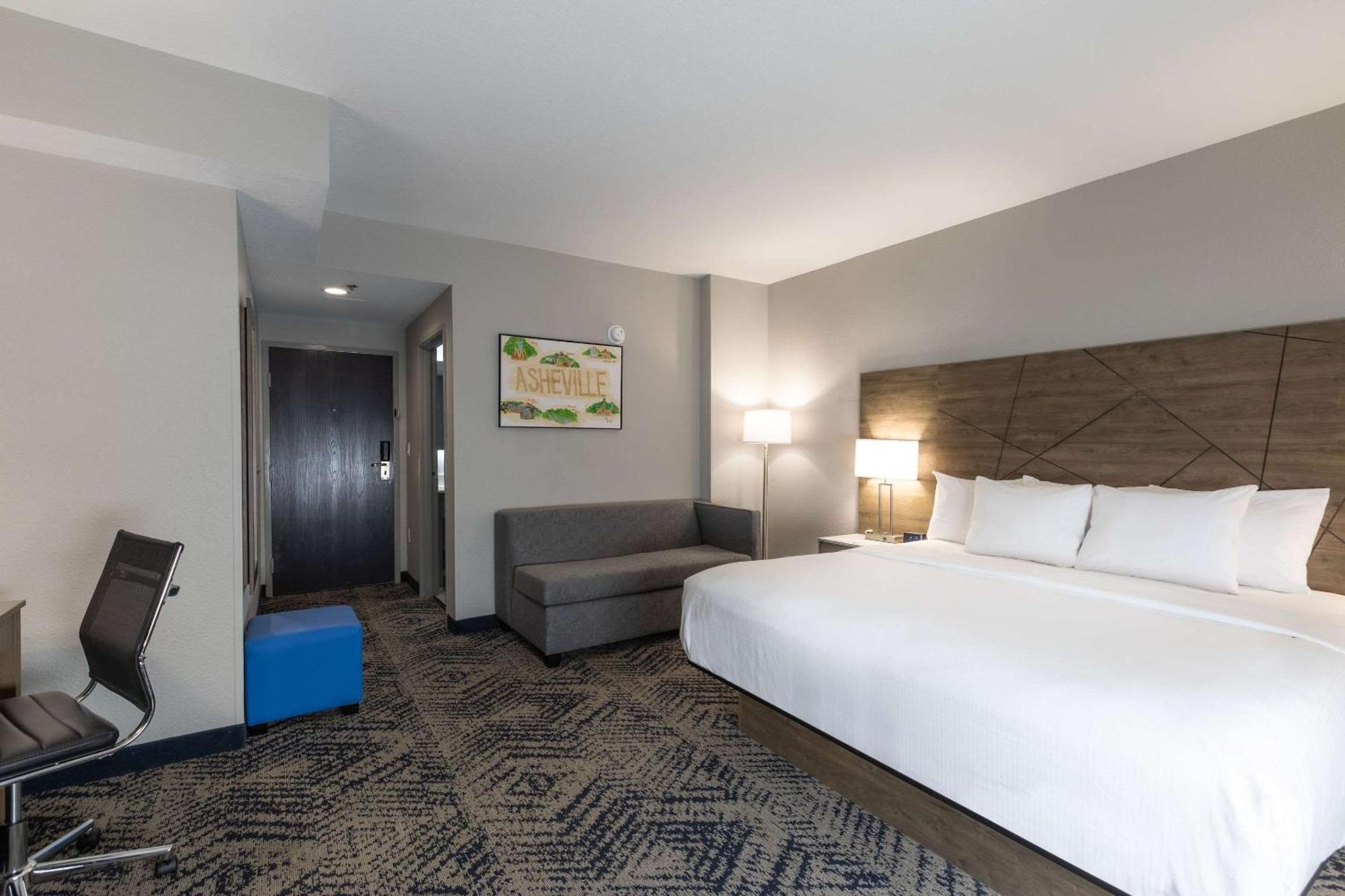 Rodeway Inn & Suites Near Outlet Mall - Asheville Zewnętrze zdjęcie